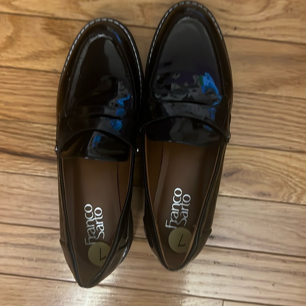 Women’s Loafer